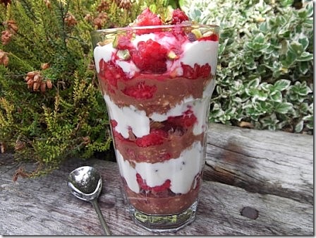 Vegan Chocolate Raspberry Overnight Oats Parfait